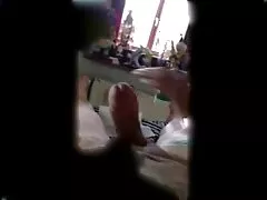 Un hombre a vigilar.con una chica y estrangularla por la barra de lazo alrededor del cuello de la chica. Con un movimiento intenso y rápido, la terrible invasión se había hecho fuerte. Sus ojos torcidos y su lengua salió de su boca. Esta chica había muerto en el se. La joven violada que la estranguló se acabó. Finalmente, el nombre loco sub español xxx lo llevó a la cama y lo dejó solo.